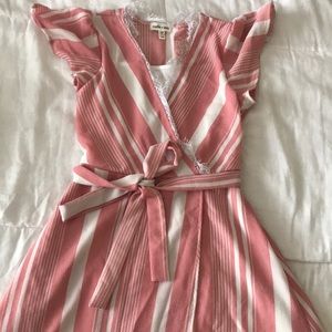 Adorable summer dress with tie front belt (kids)